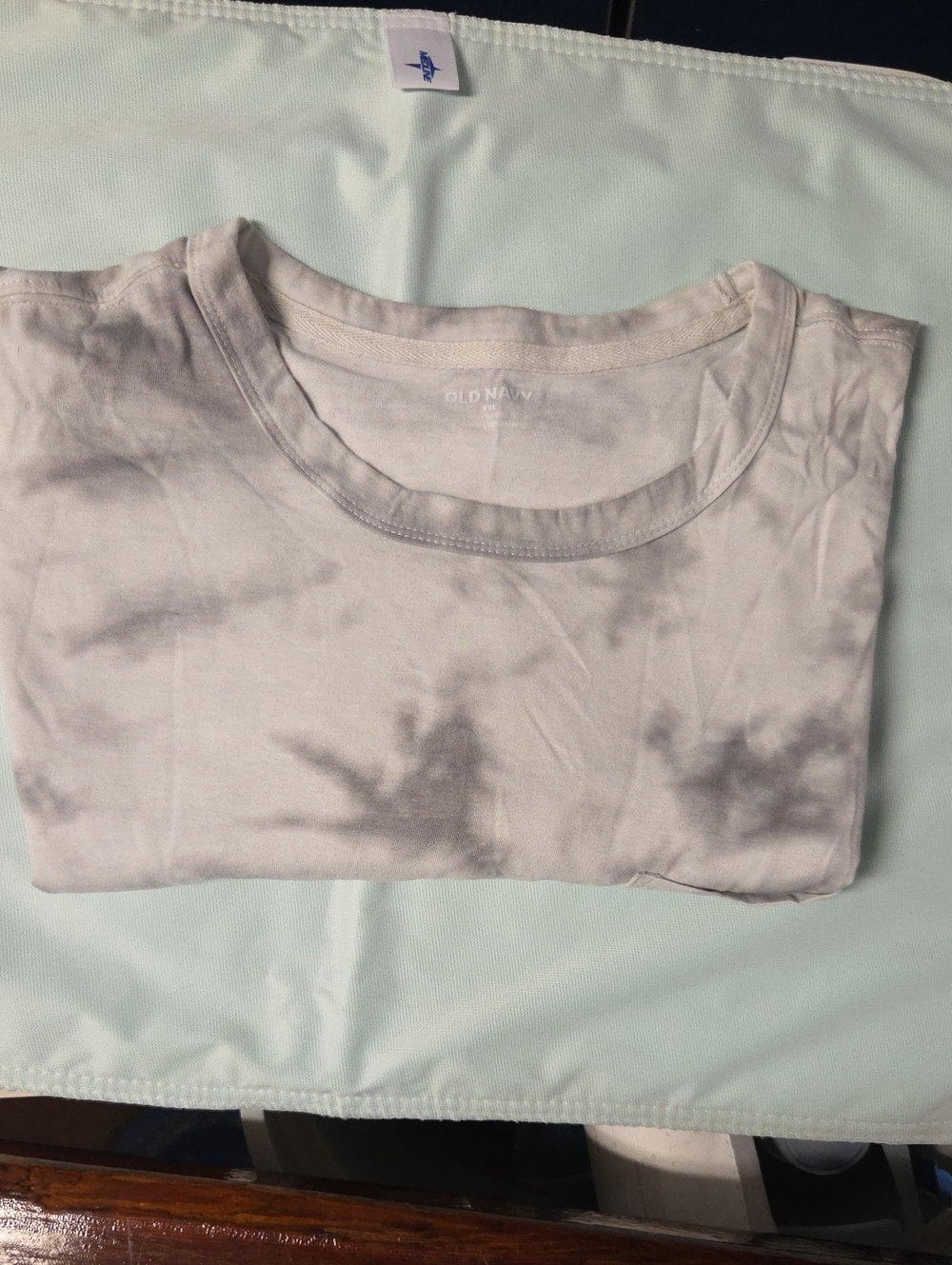 Old Navy Gray Tie-Dye Crewneck Tee